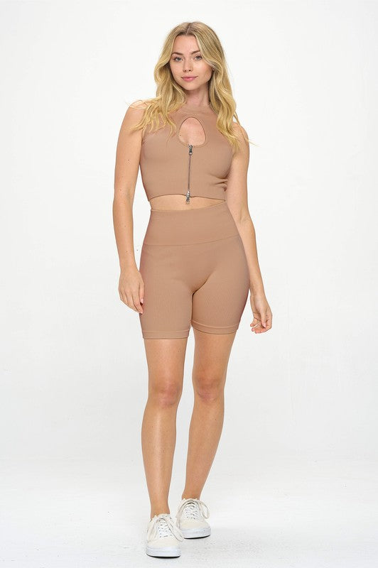 Seamless Sleeveless Top And Biker Shorts Set