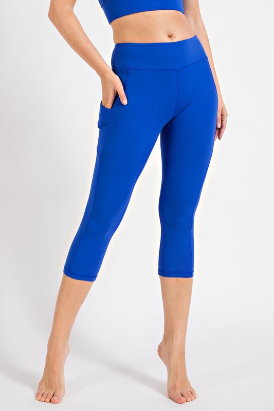 Capri Length Yoga Leggings With Pockets